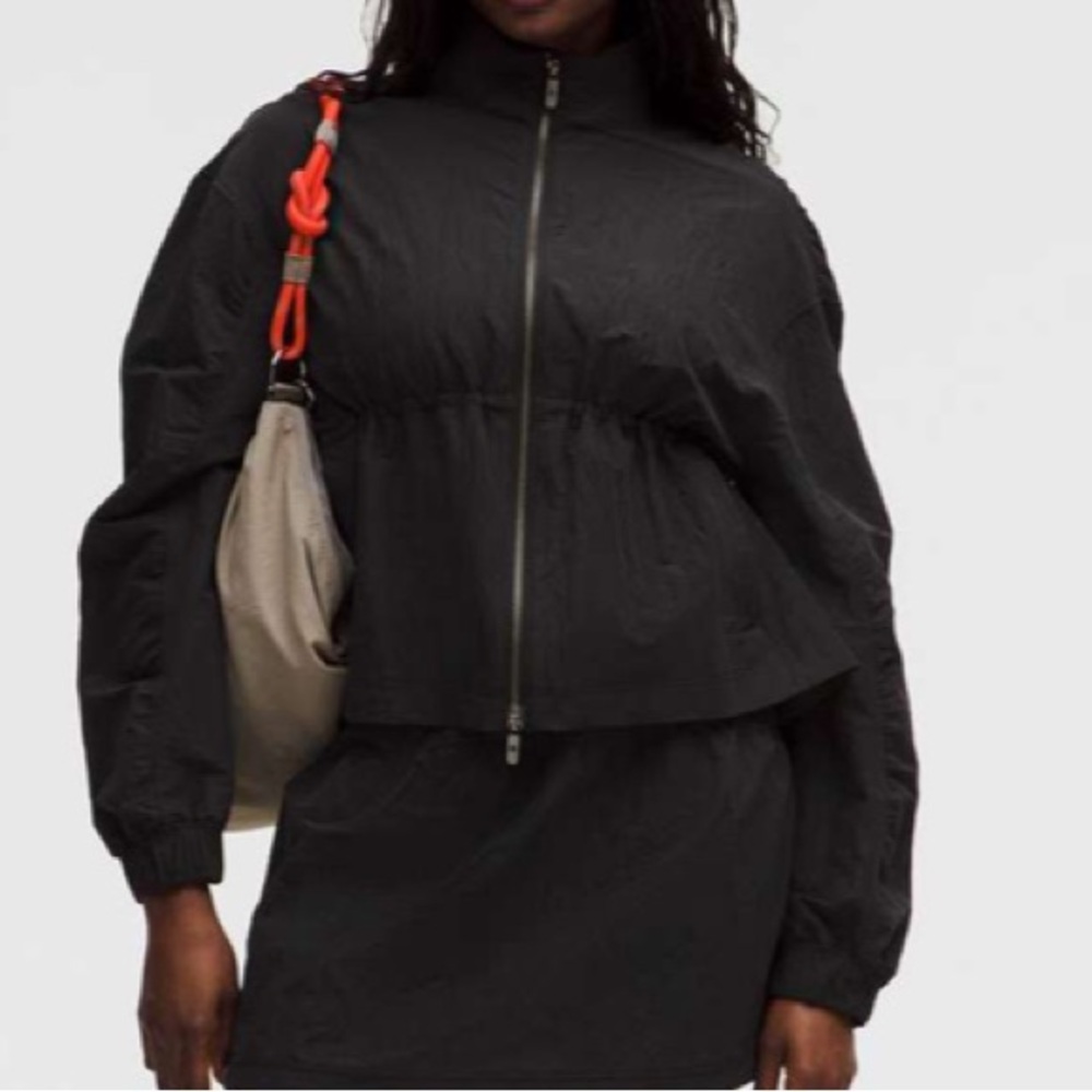 Lululemon Crinkle Nylon Cinchable Jacket Black